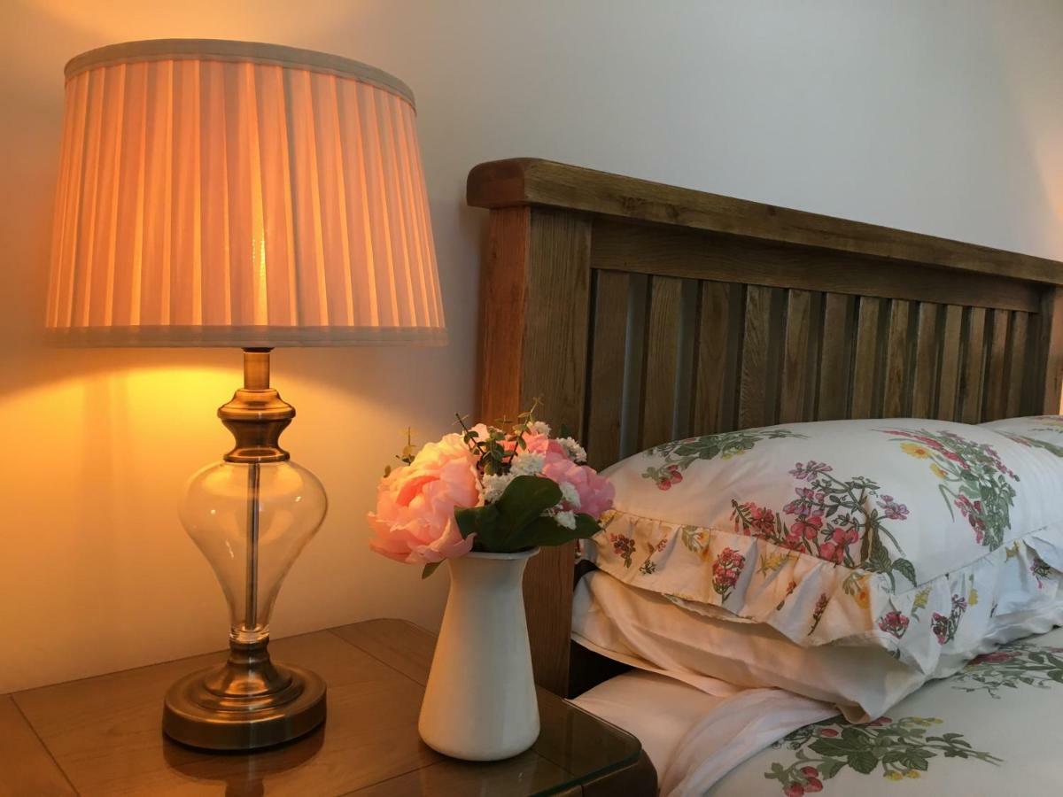 Conway's With Sea View Nestling By Cliffs-of-moher Bed & Breakfast *